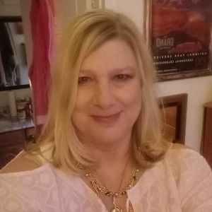 Meet your Posher, Amelia